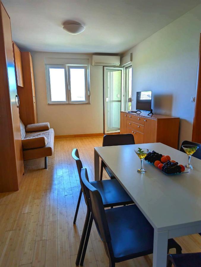 City Apartment Omiš Exterior foto